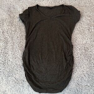 A Pea in the Pod Charcoal Gray V-Neck Maternity T shirt